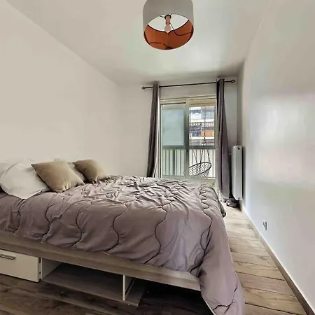 1 Min To Bedroom Flat With 2 Ac And Parking In Summer * 니스