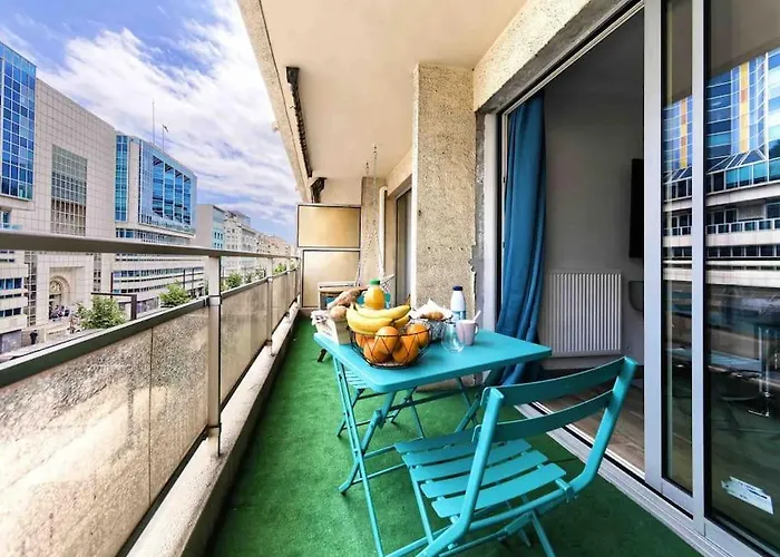 1 Min To Bedroom Flat With 2 Ac And Parking In Summer * Nice