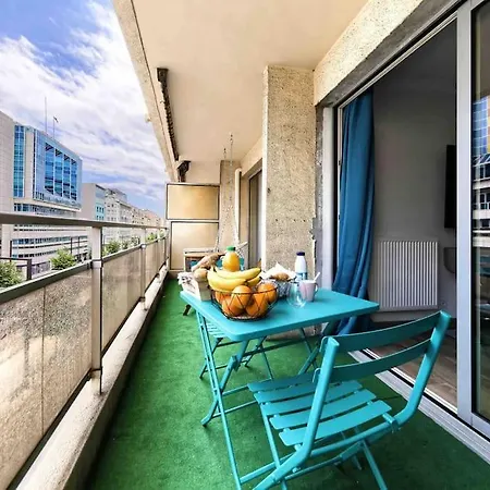 1 Min To Bedroom Flat With 2 Ac And Parking In Summer * ニース